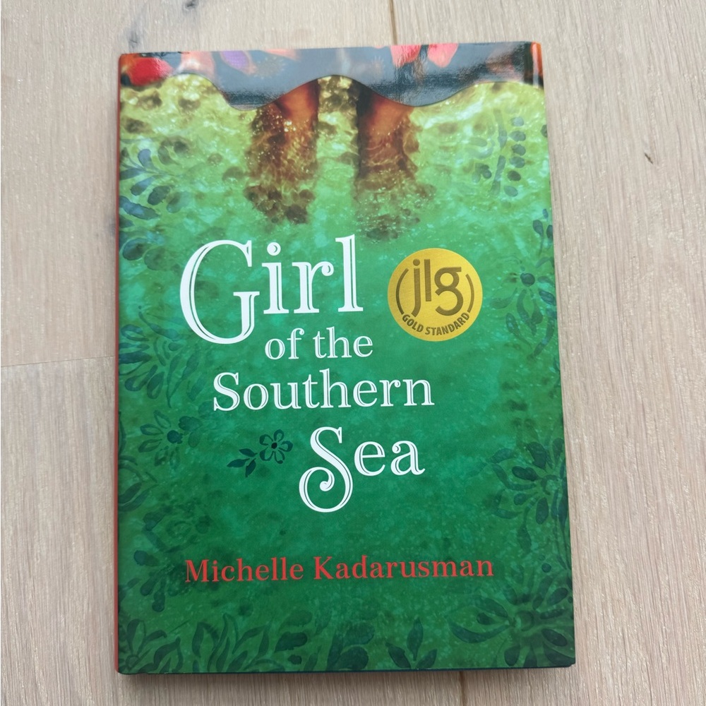 Brand new « Girl of the Southern Sea » Novel